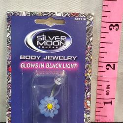 @CHV.   SILVER MOON BODY JEWELRY BELLY BUTTON NAVEL RING GLOW IN BLACK LIGHT FLOWER