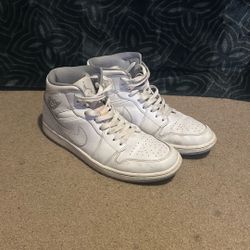 Retro 1’s White