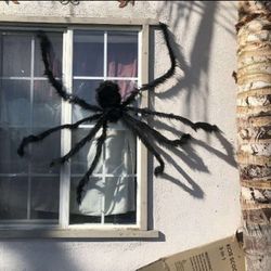 59-Inch  Halloween Giant Spider, Fake Large Hairy Spider Garden Decoration