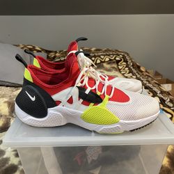 Size 13 Nike Hurrache Edge 