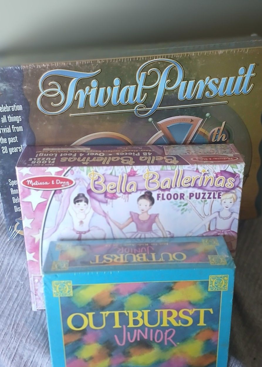 ViNTAGE GAME  BOARDS  (NEW SET  OF 3)