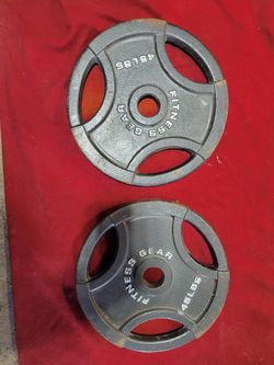 FITNESS GEAR  SET OF 45s. TOTAL 90LBs.  
11525 S HALSTED DUNKIN/7111.S WESTERN WALGREENS 
80$  SET  CASH ONLY AS