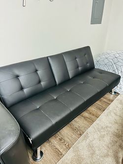 BLACK FAUX LEATHER FUTON