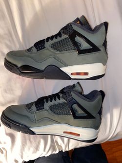 JORDAN 4 UNDEFEATED