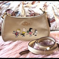 Coach X Peanuts Teri Shoulder Bag With Snoopy And Friends Motif