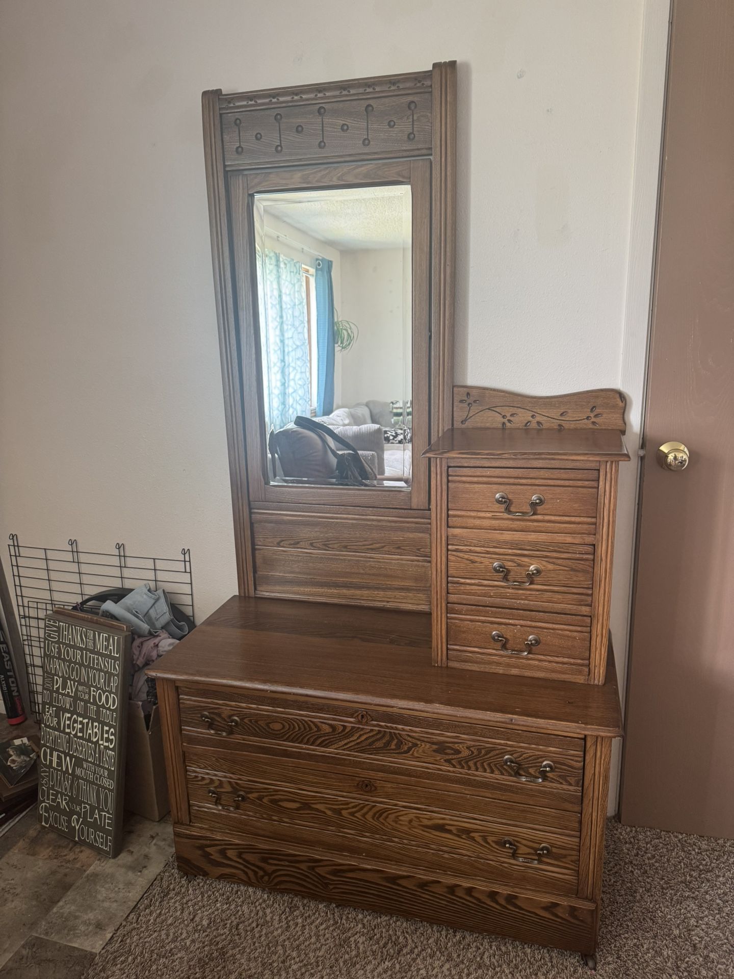 Antique Dresser Chest With Mirror