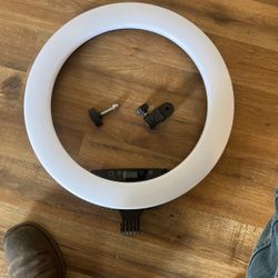 Yesker Ring Light