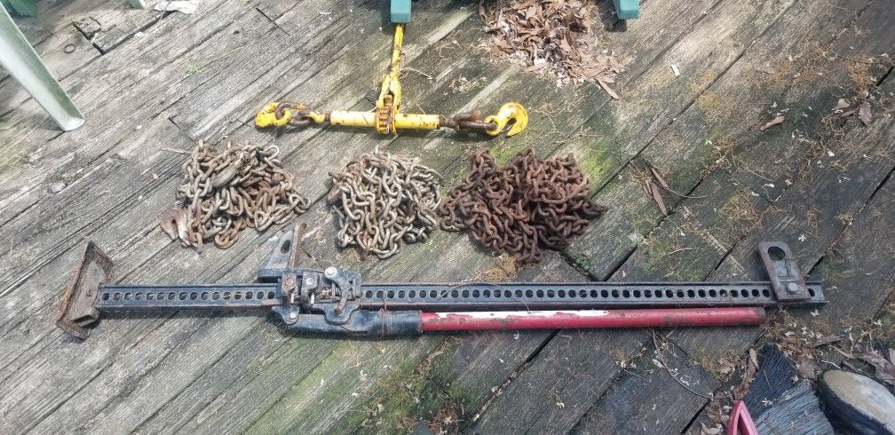 1/2" Chains and Binder and Farm Jack