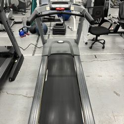 Matrix T1x Treadmill for Home Gym