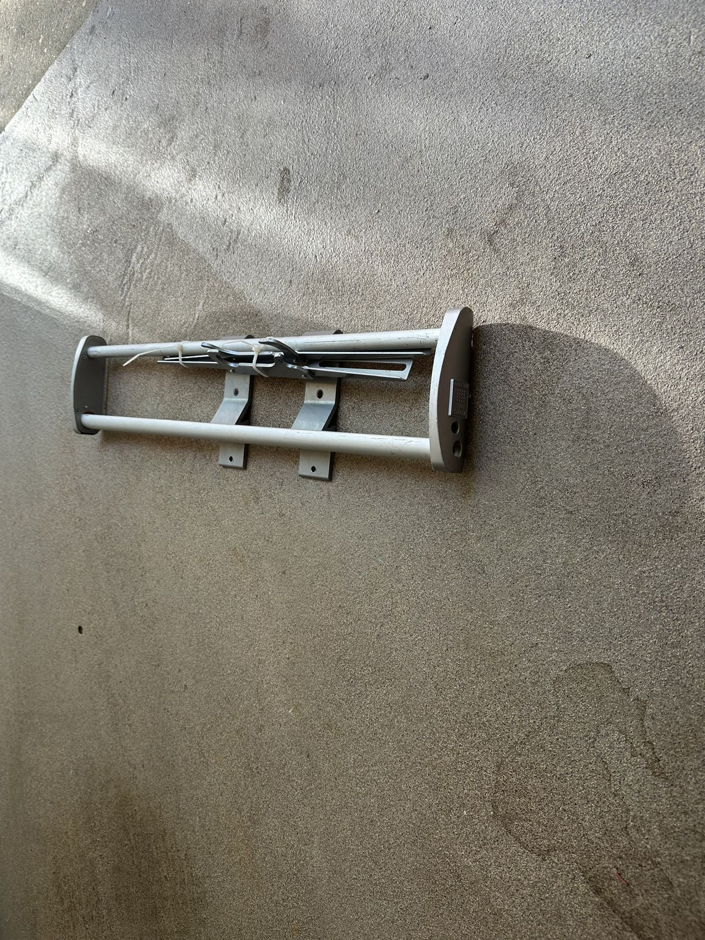 Flat Screen TV Wall Mount