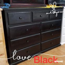PINEWOOD DRESSER