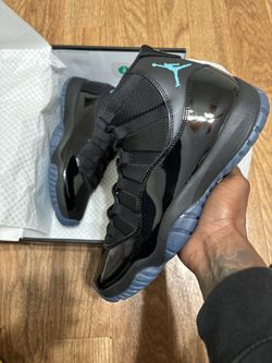 Jordan 11 Gamma (size 10.5)