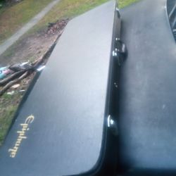 Epiphone Hardcase For Electric Guitas!