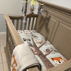 Baby / Toddler crib 