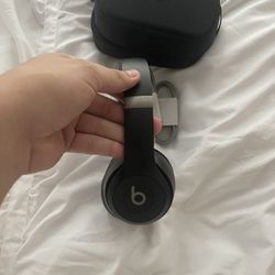 beats solo 4 