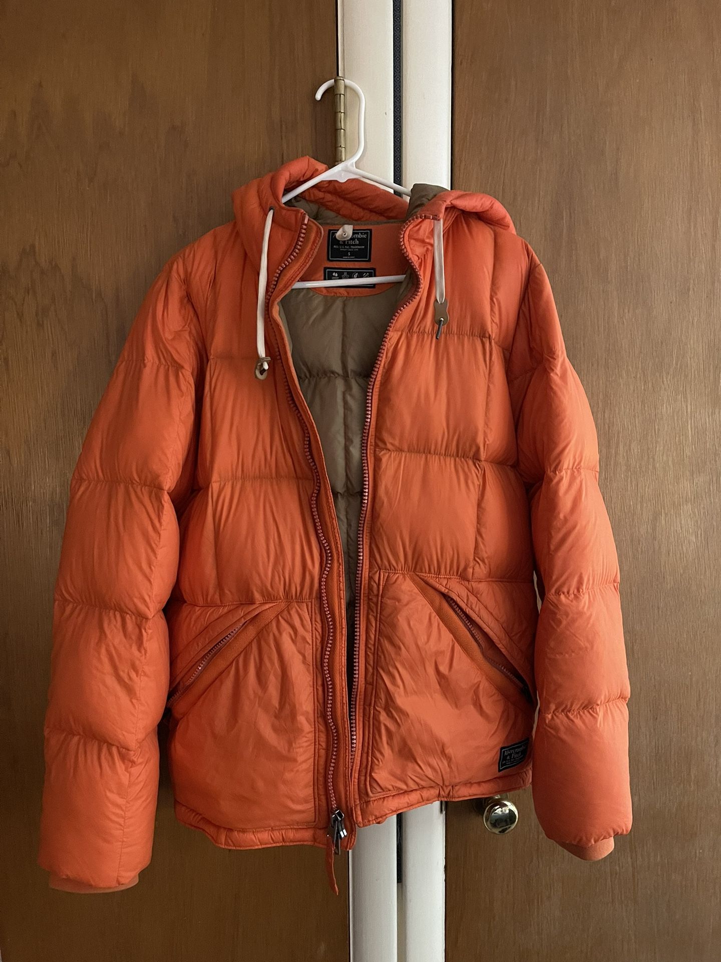 Rare Abercrombie & Fitch Puffer Jacket + Hat and Gloves