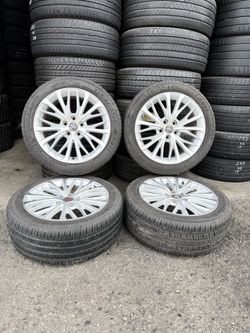 235/45/18 tires rims OEM Toyota