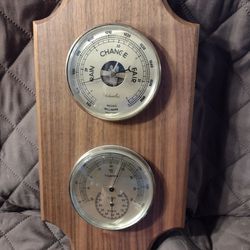 Vintage Versailles Thermometer ,Hygrometer And Barometer. Made In France.  Solid Maple Wood. for Sale in Lake Havasu City, AZ - OfferUp