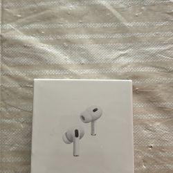 airpods pro 2nd generation with magsafe charging case