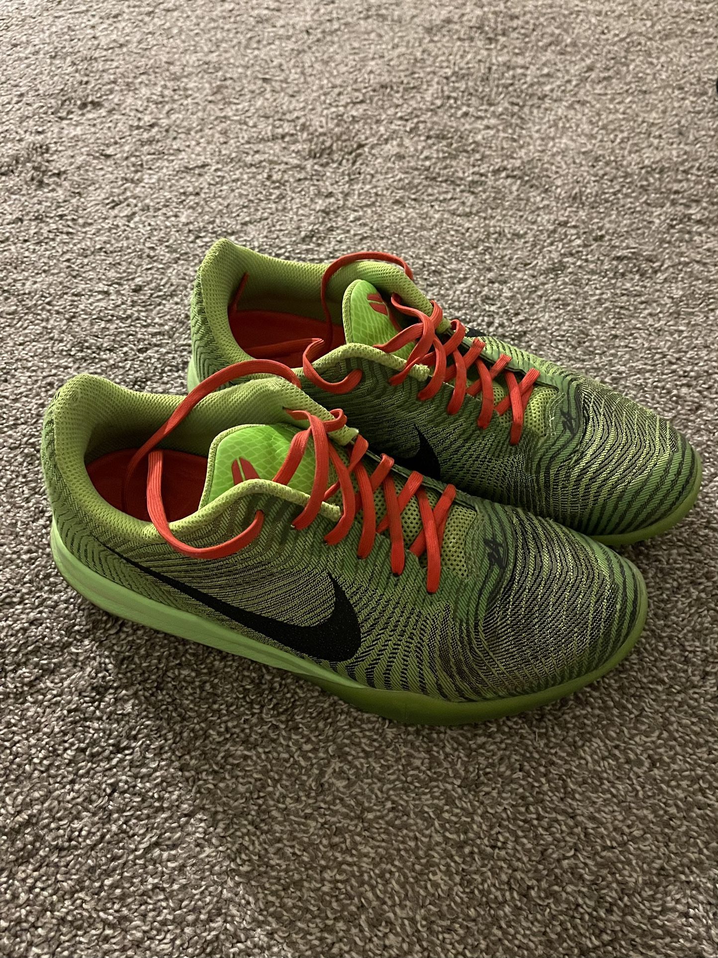 Nike Kobe Grinch Mentality 2’s