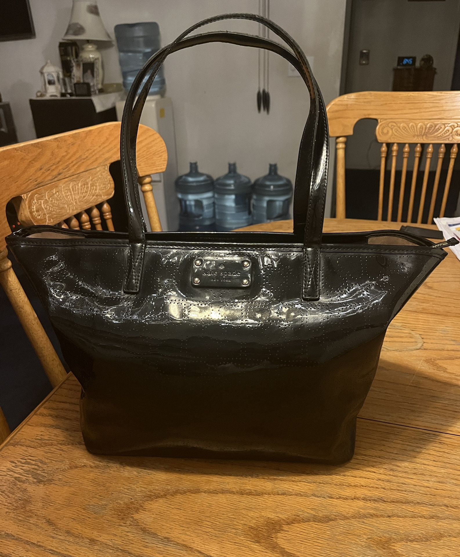 Kate Spade Mirror Glossy Black Vinyl Leather Tote Size Purse Very Clean Material