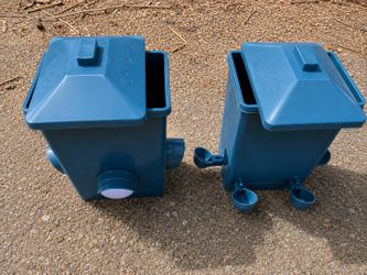 Chicken feeder and waterer