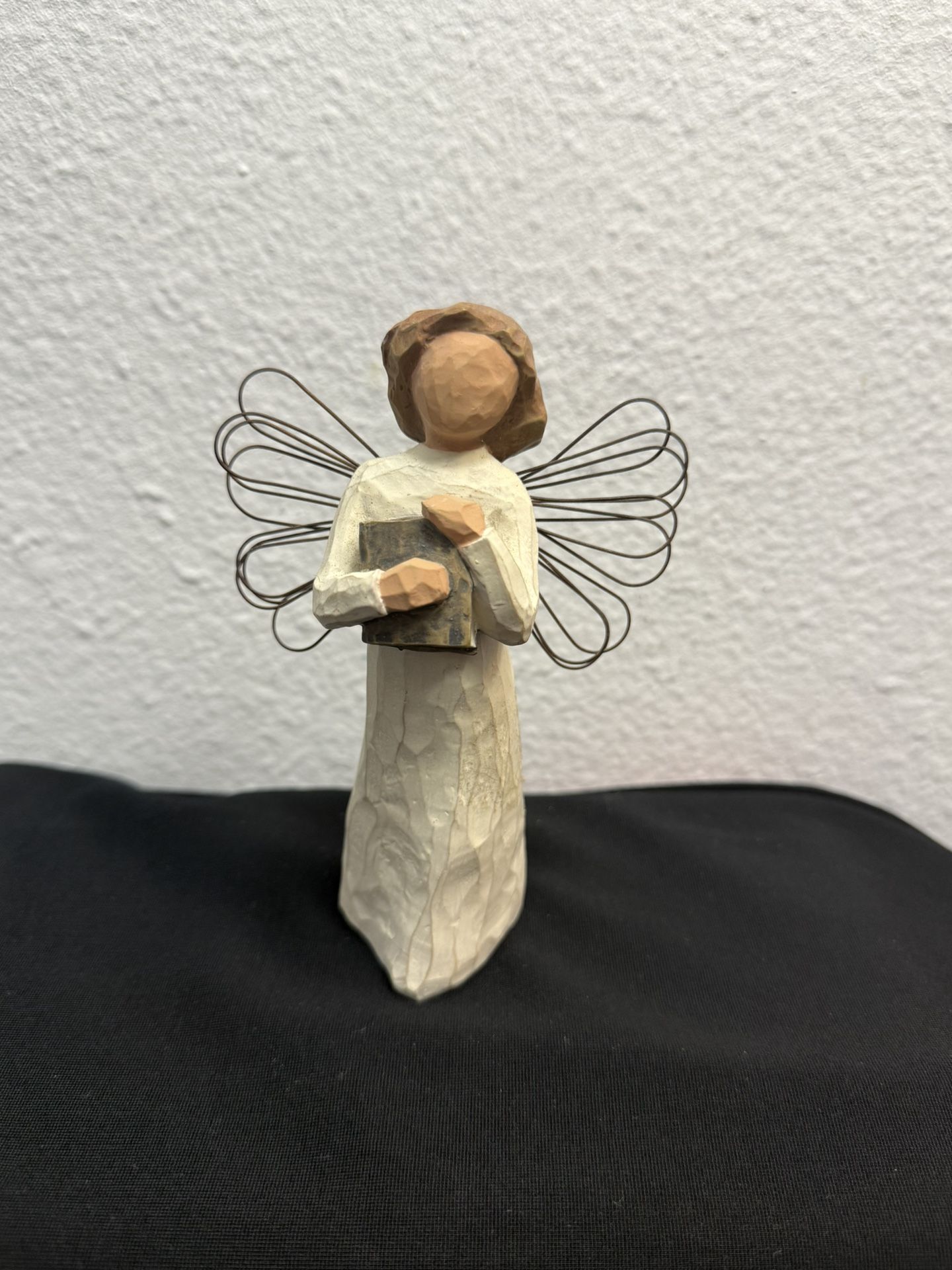 Willow Tree Figurine - Angel Of Learning
