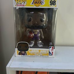 LeBRON  JAMES Vinyl Figure funko pop Lakers/98