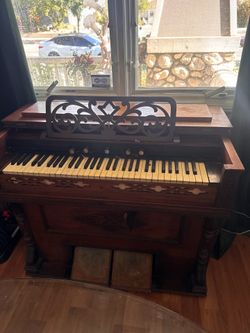 Antique Organ