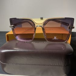 LV Ladies Sunglasses- Hint Of Dark Purple #1