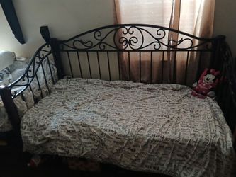 Day Bed