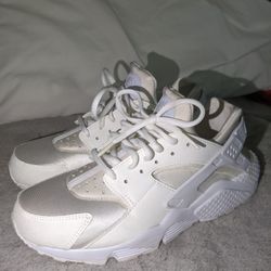 Nike Hurricane Size 10