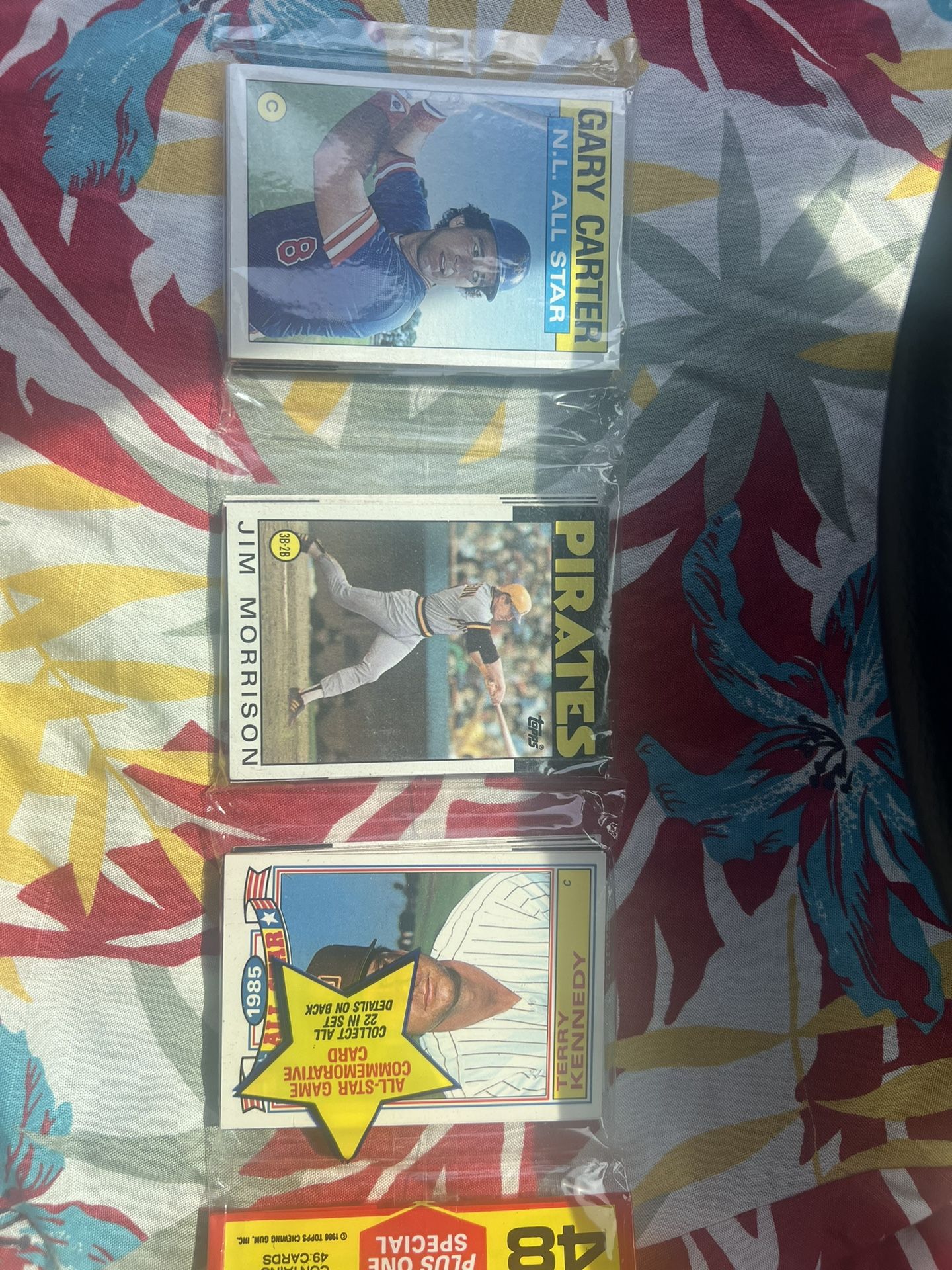 1986 Topps Baseball Cards Pack 3 Hall Of Famers And More