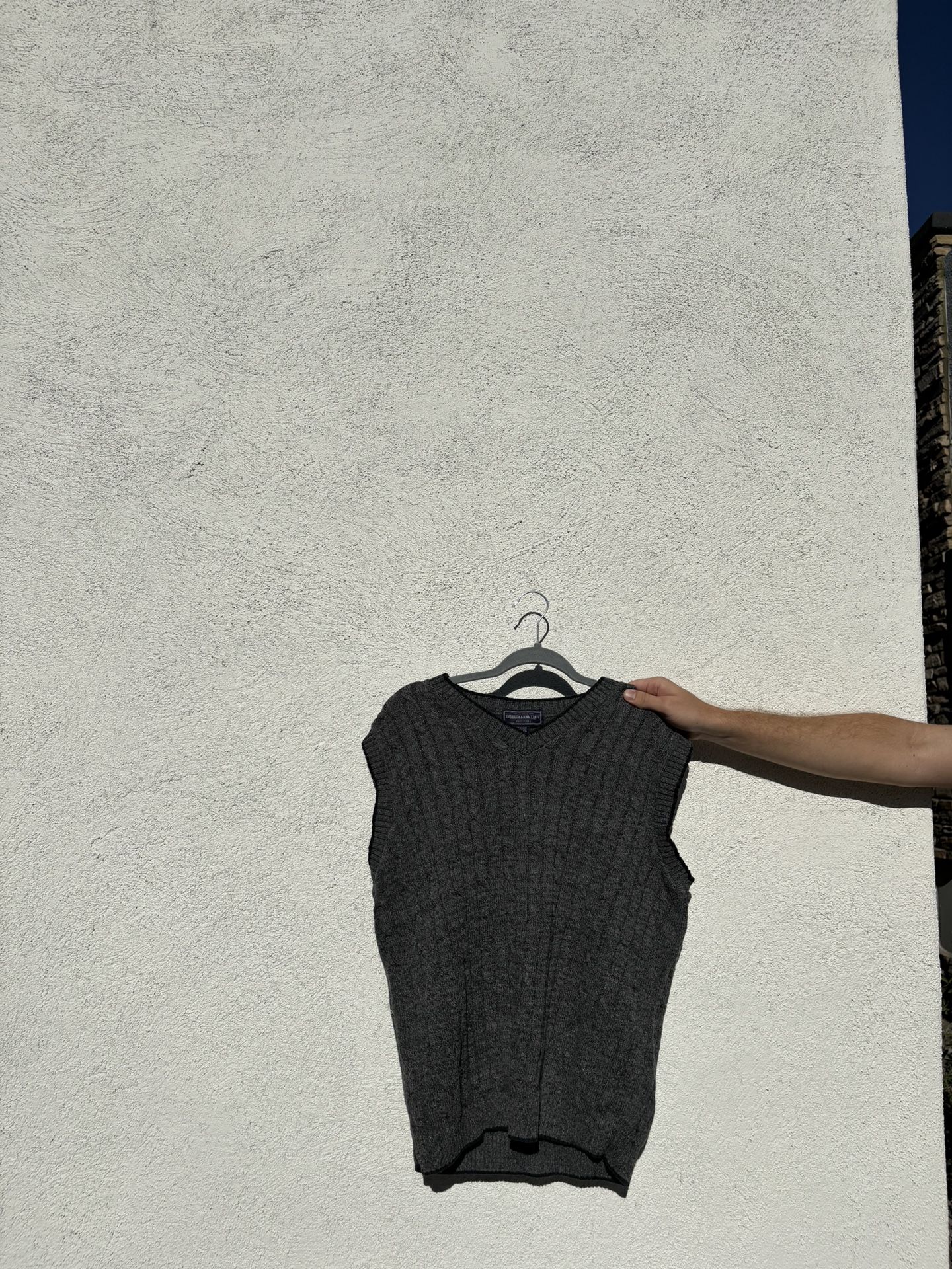 Women’s Sweater Vest 