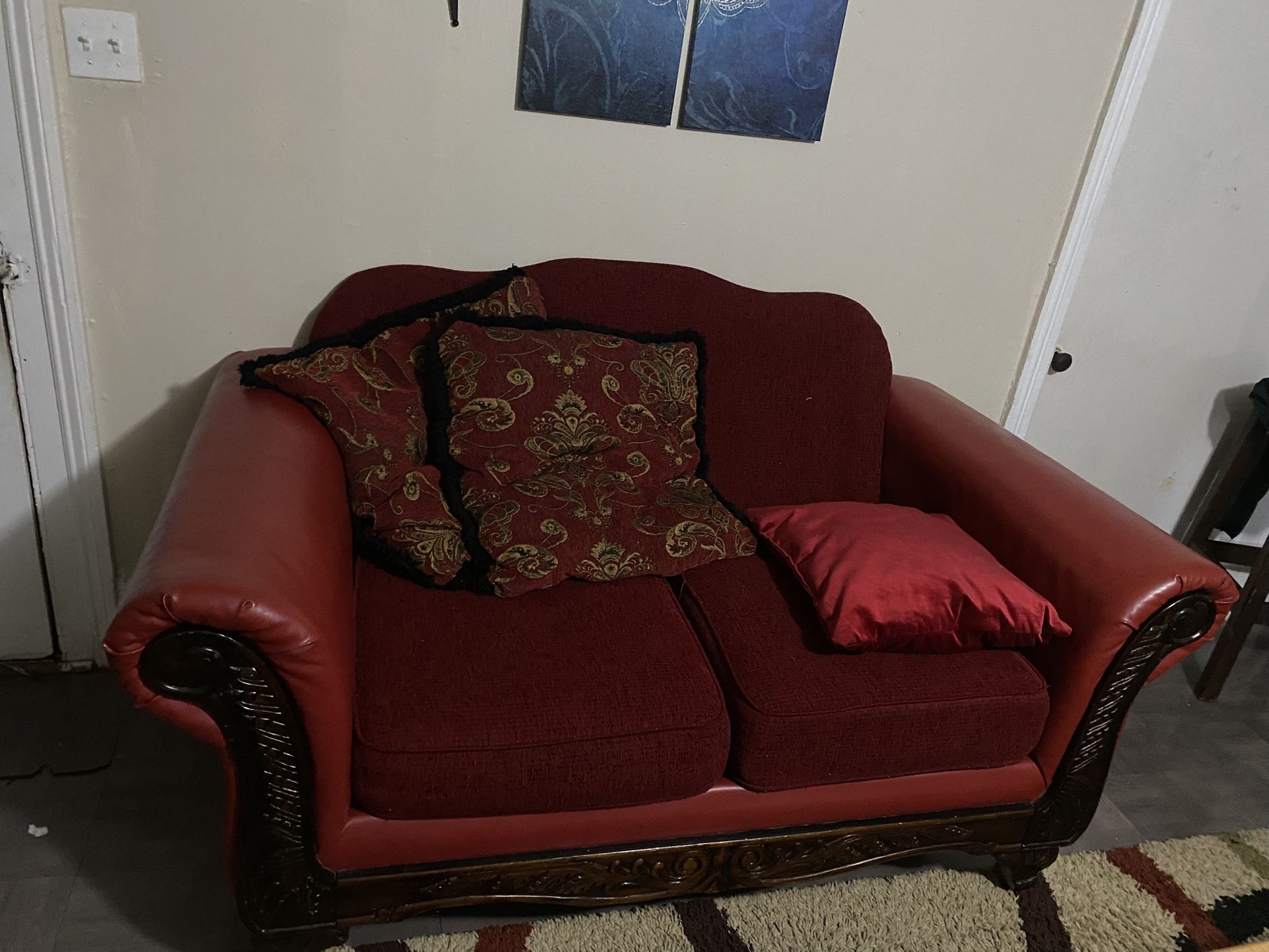 Love Seat And Sofa Set With Pillows