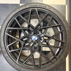813M Staggered BMW Wheels
