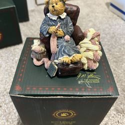 Boyd’s bears - Nora Knittinnothin - #(contact info removed)