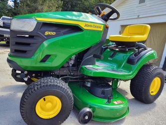 John Deere Riding Lawn Mower 42-in Mower