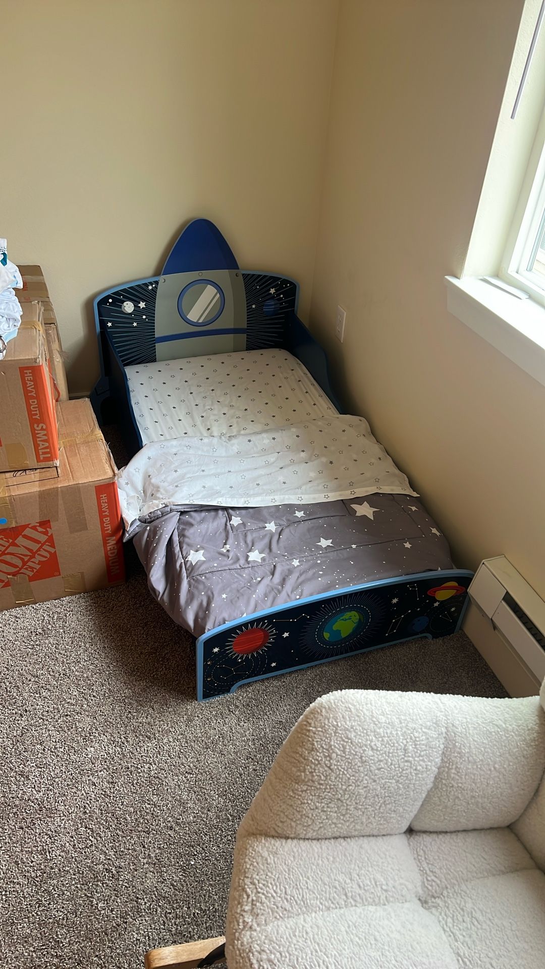Toddler Rocket ship bed