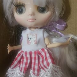 Custom  Blythe  Middle  DOLL 8 INCH