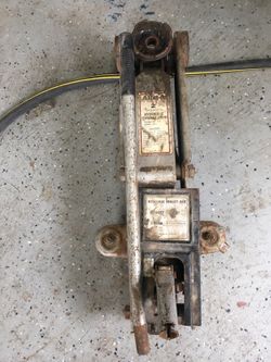 2 ton jack works good