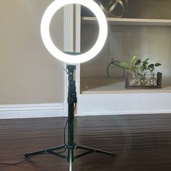 Adjustable Ring Light 