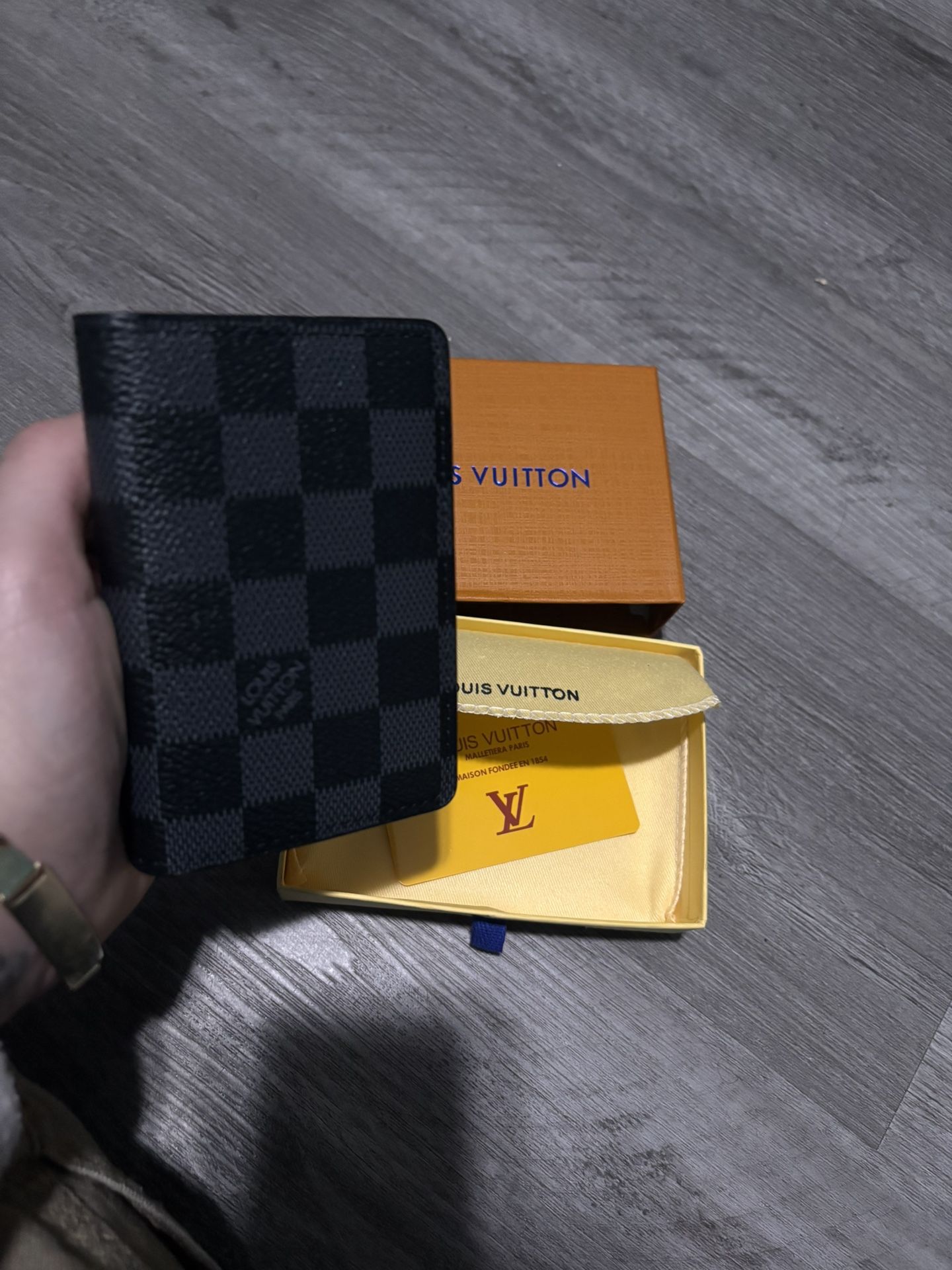 LV Pocket Organizer