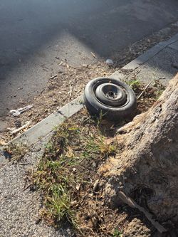 Doughnut tire