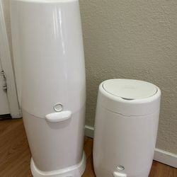PLAYTEX DIAPER GENIE