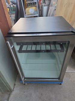 Beverage chiller - Uline