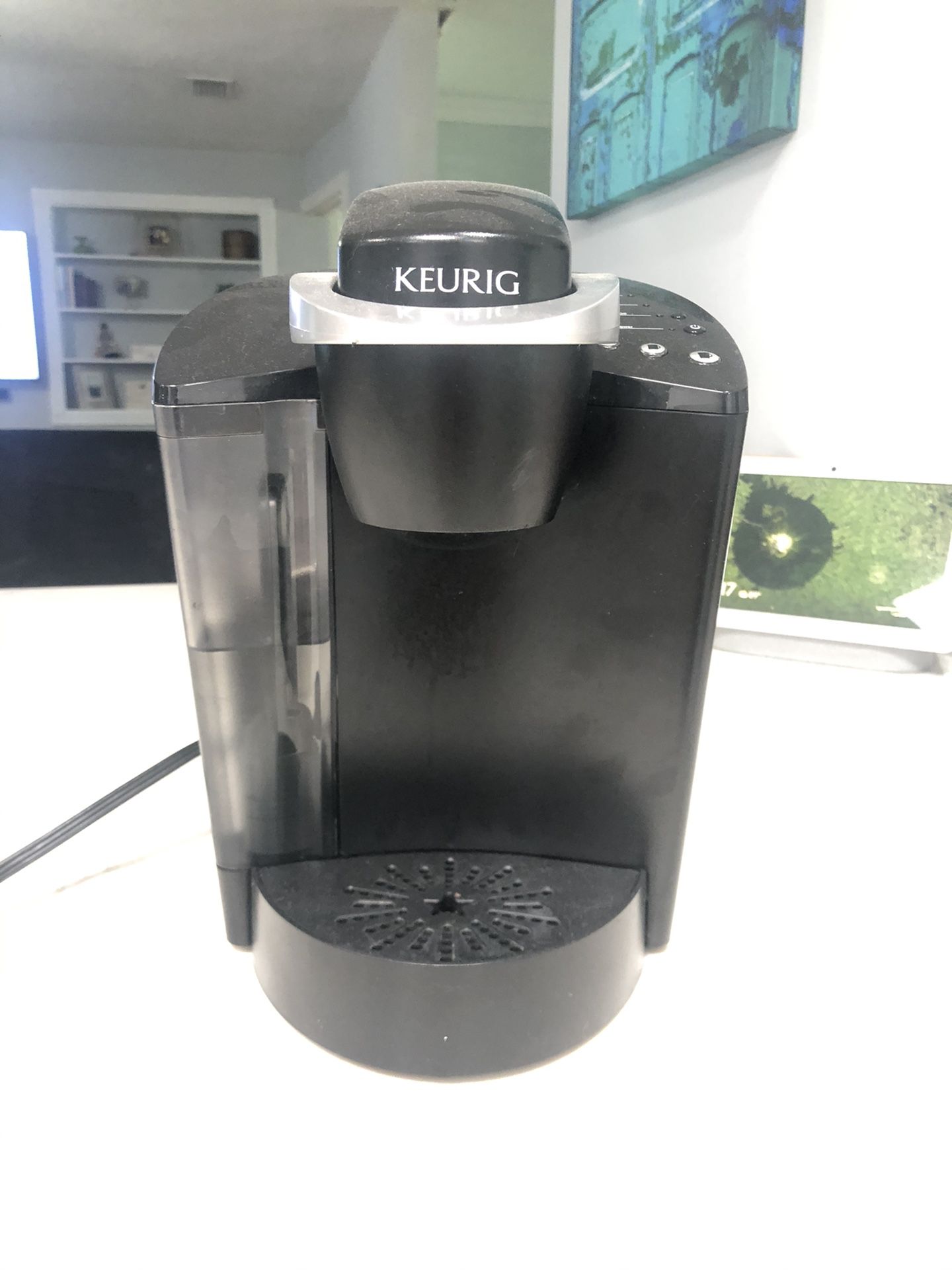 Keurig K40 Elite Single Cup Coffee Maker Brewing System-Black