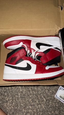 Jordan 1 mid