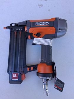 RIDGID 18ga Brad nailer