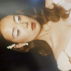 record player + 2 laufey records